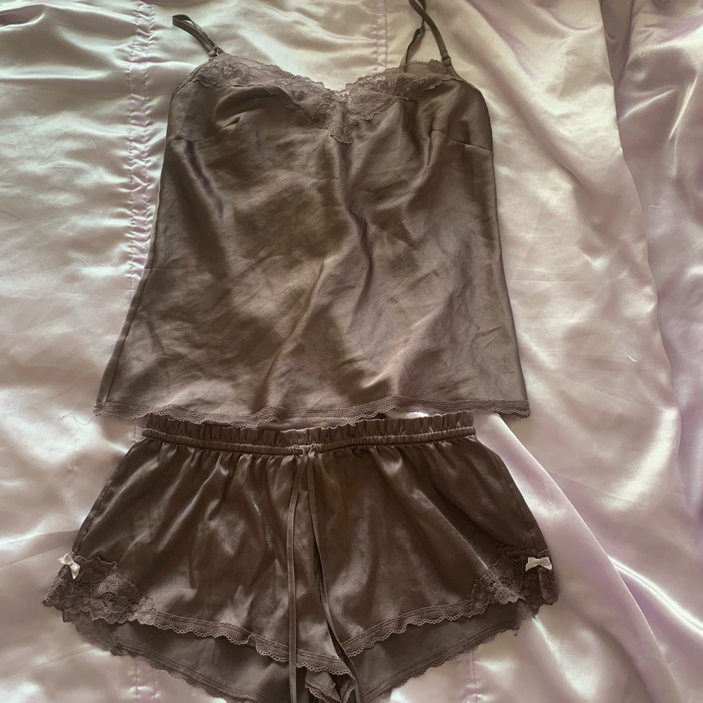 VICTORIA’s SECRET PJ SET